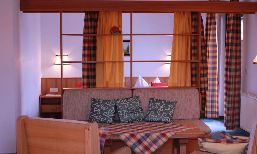 Ferienwohnungen Fiala-Koefer Pörtschach am Wörthersee Oda fotoğraf